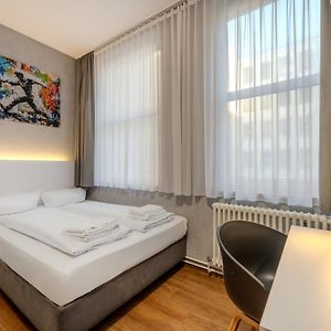 Economy Kamer met een King Size Bed